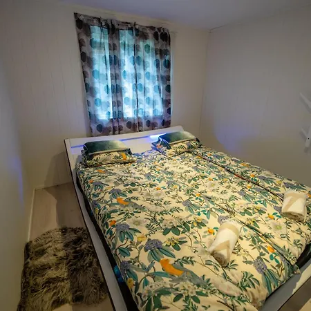 Evenes Artic Glamping Tatil Evi